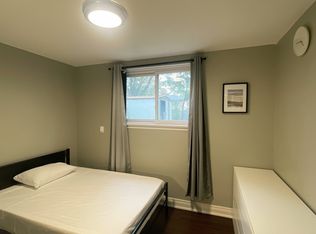 65 Holcolm Rd #1, Toronto, ON M2N2C8