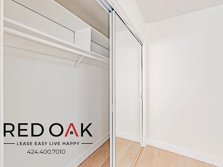 1333 N Kingsley Dr #10 — Photo 17