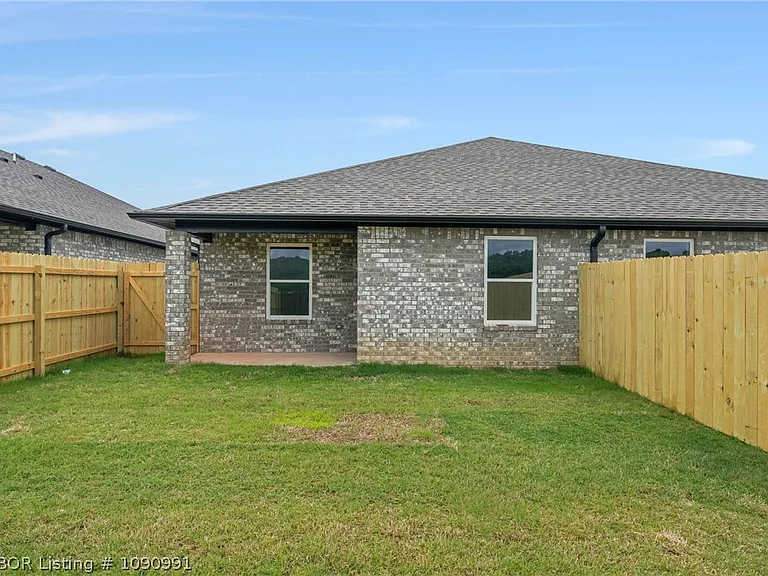 10415 A & B Preston Ct — Photo 43