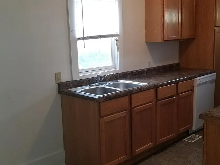 2502 Adams St — Photo 6