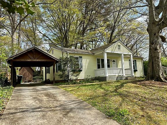 2nd image of 592 Scott Cir