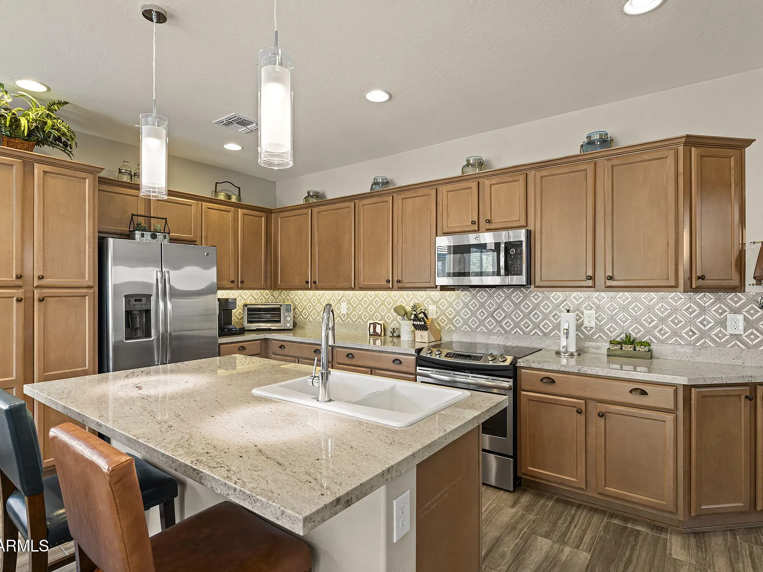 2 bed, 2.0 bath, 1218 sqft, $2,400 — Photo 2