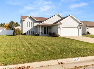 3847 Pintail Dr, Janesville, WI 53546