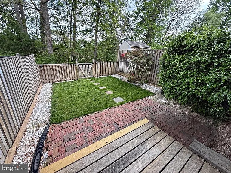 12457 Andover Ct — Photo 32