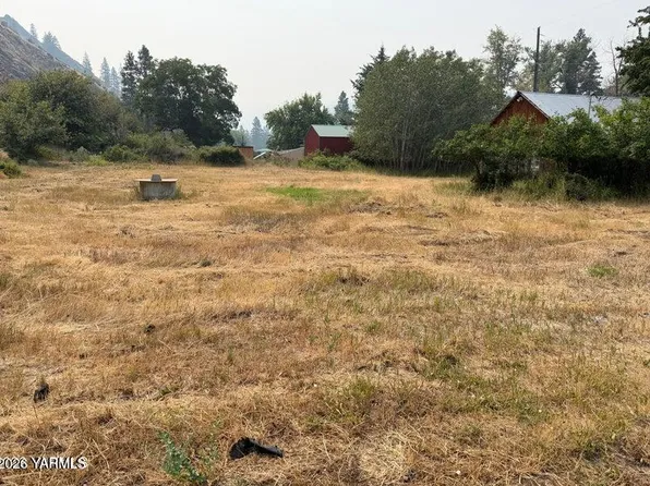 10451 State Highway 410, Naches, WA 98937