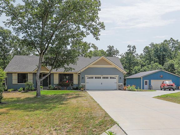 1647 Nature View Ln-102