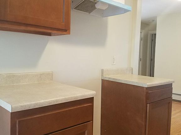 4th image of 467 Columbus Ave APT 2