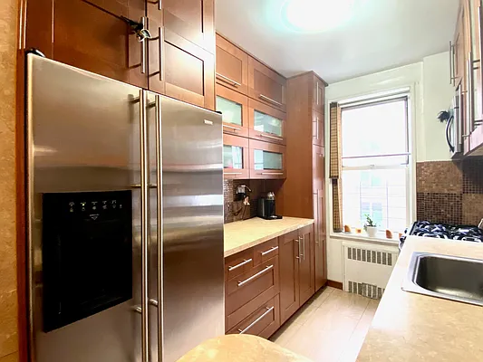 Sold by Maximillion Realty, Inc. | media 14