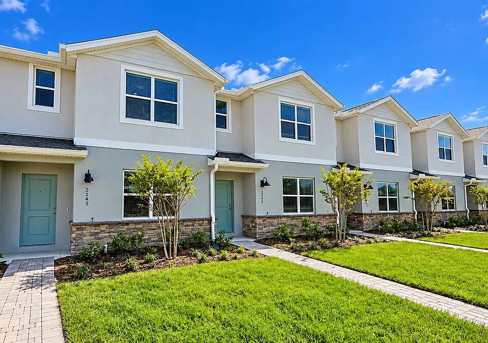 2243 Rita Ln