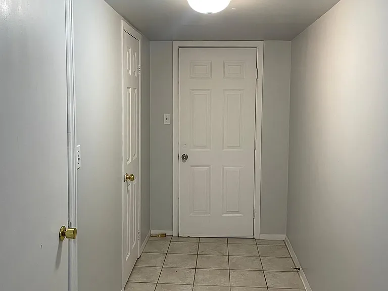 244 Demaine Cres #BASEMENT — Photo 17