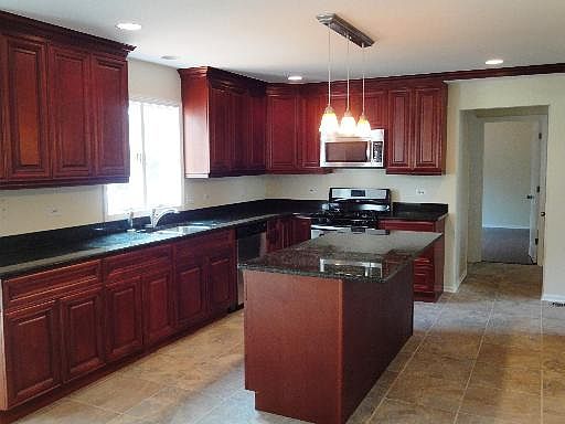4th image of 677 S Wortham Dr