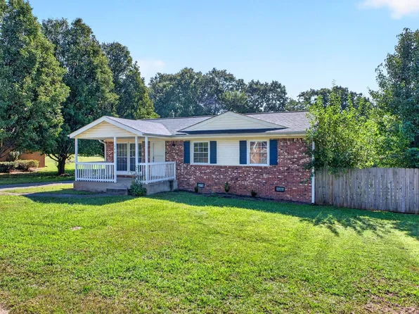 109 Old Farm Rd, Moore, SC 29369