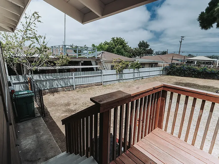 6658 Comstock Ct — Photo 14