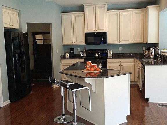 Gourmet Kitchen