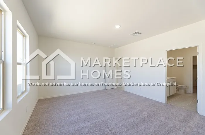 4924 N 192nd Ln — Photo 14