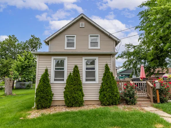 308 E Porter St, Crown Point, IN 46307