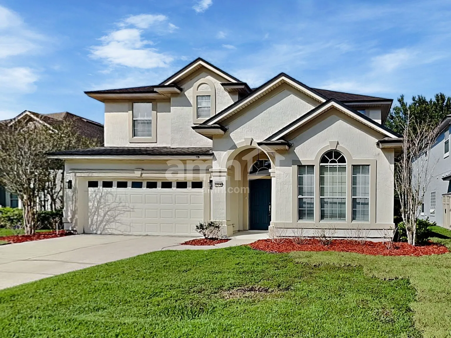 3 bed, 2.5 bath, 2530 sqft, $2,580 — Photo 1