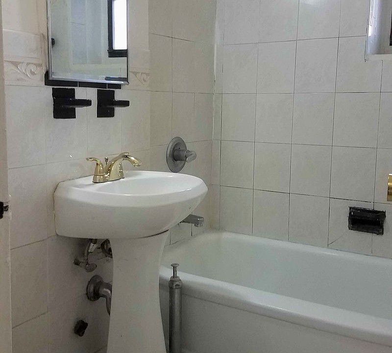 1st image of 4410 Macnish St APT 4E