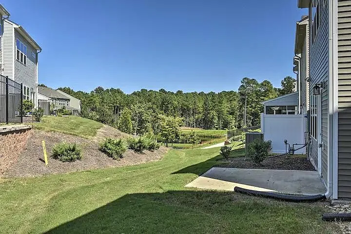 1103 Brightskies St — Photo 30