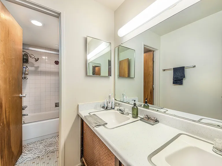 441 S. First St. — Photo 15