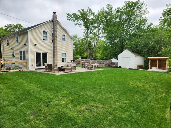 155 Hatchery Rd, North Kingstown, RI 02852