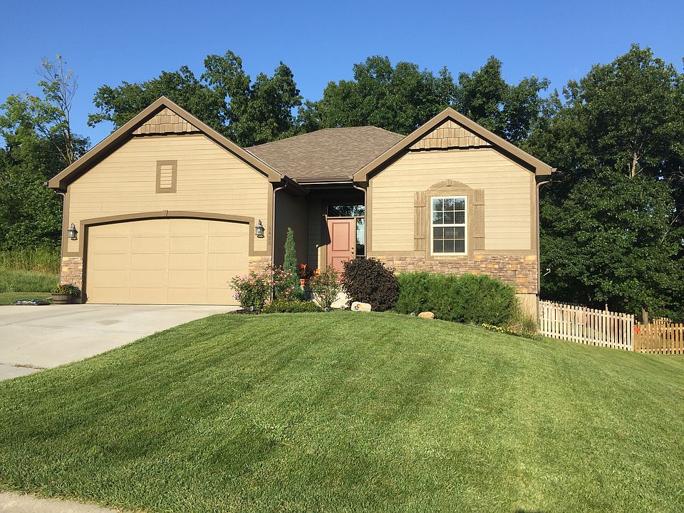 1st image of 5425 N 101st Terrace
