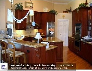 4th image of 1808 NW 124th Way