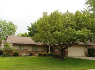 2398 Rossini Rd, Dayton, OH 45459