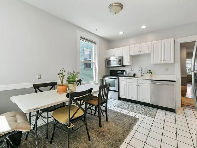 34-36 Boston St #3 — Photo 1
