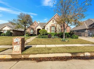 8317 Forest Glenn Dr, North Richland Hills, TX 76182