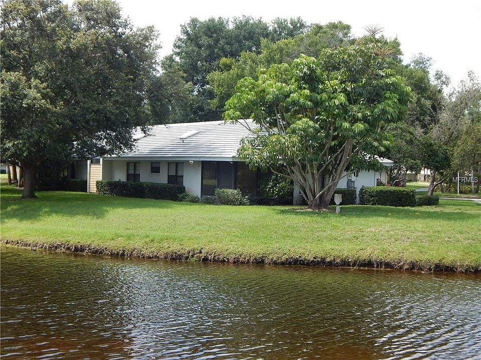 1st image of 348 Pembroke Ln #224