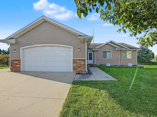 770 SE Carefree Ln, Waukee, IA 50263