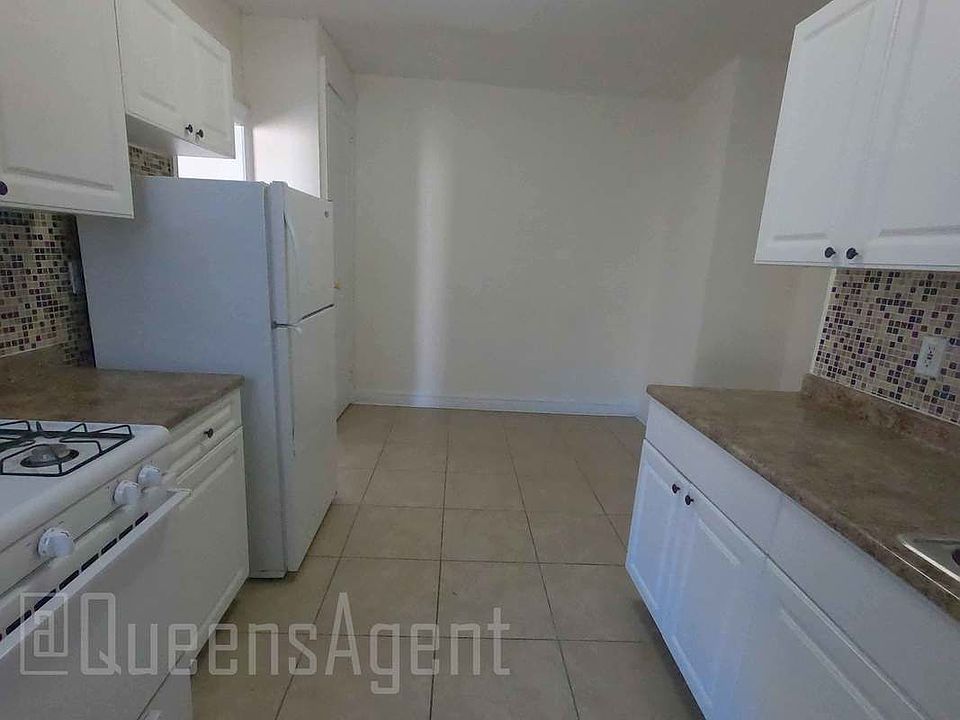 1st image of 30-08 Broadway #4