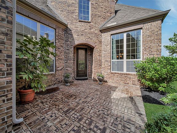 3rd image of 19422 Long Haven Dr