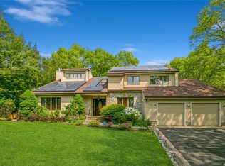 107 Wichard Blvd, Commack, NY 11725