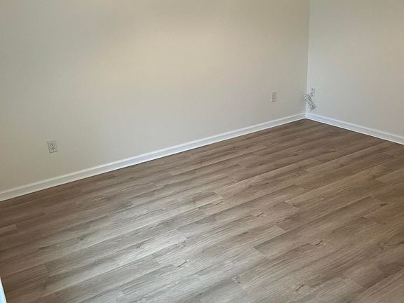 5th image of 1603 Canopy Oaks Dr