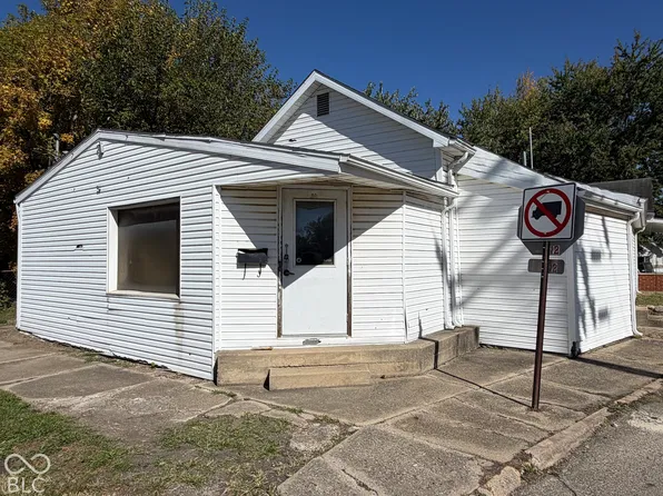 420 S 25th St, New Castle, IN 47362