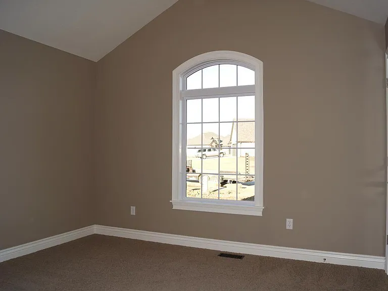 1923 Lasso Cir — Photo 24