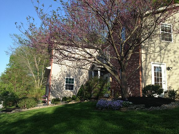 Side entry to family room