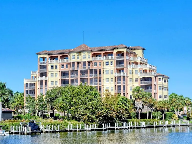 1921 Monte Carlo Dr #302 — Photo 33