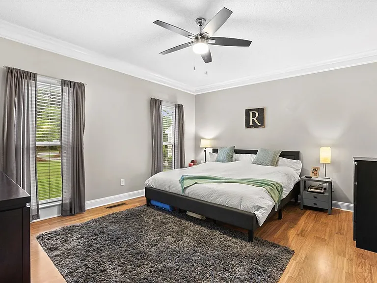 104 Tracy Pl — Photo 18