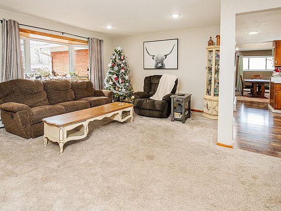 4th image of 4032 W Woodlyn Dr