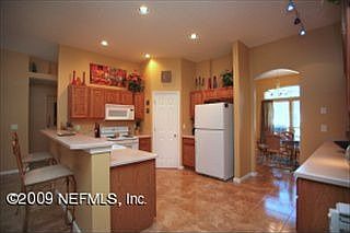 4th image of 113 Elmwood Dr