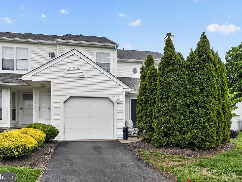 1st image of 38 Banbury Ct #2208A
