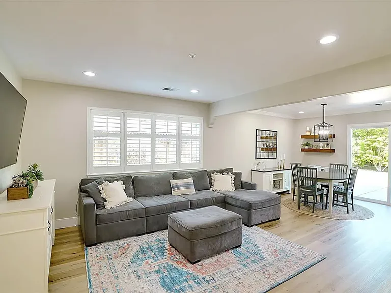 16940 Pine Way — Photo 18
