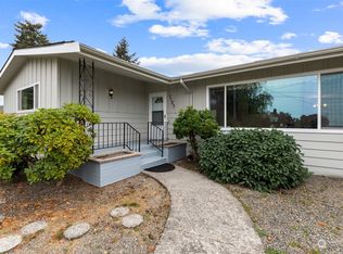 7127 S 129th St, Seattle, WA 98178