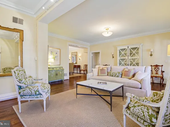 230 Stony Run Ln Unit 2A, Baltimore, MD 21210