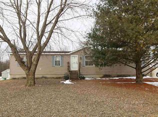 9511 N Morrish Rd, Montrose, MI 48457