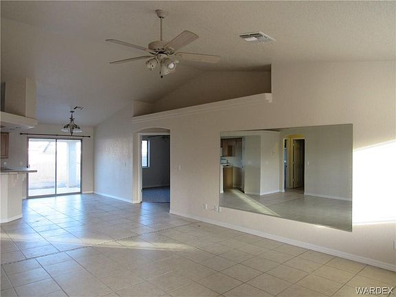 2nd image of 3017 N Melody St