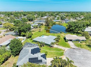 1907 37th St W, Bradenton, FL 34205